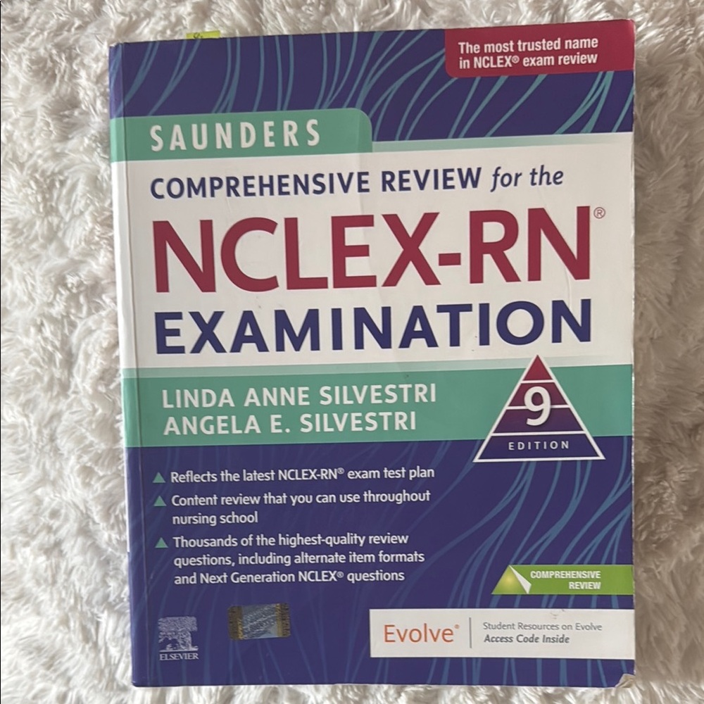 Saunders NCLEX-RN Examination Review Book